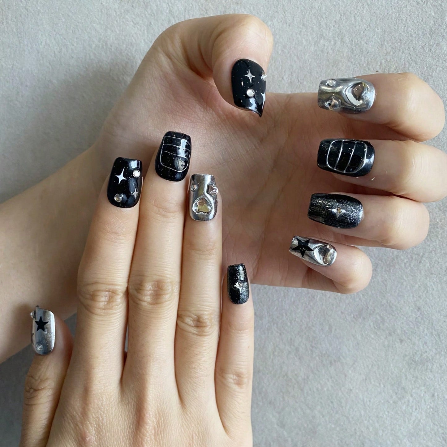 10pcs Handmade Press On Nails - 3D Black Mirror Star Sky & Glitter Heart Design, Almond Short Matte Fake Nails, Reusable DIY Nail Art For Women & S, Homemade Press On Nails, Fashion Accessories, French Manicure Style