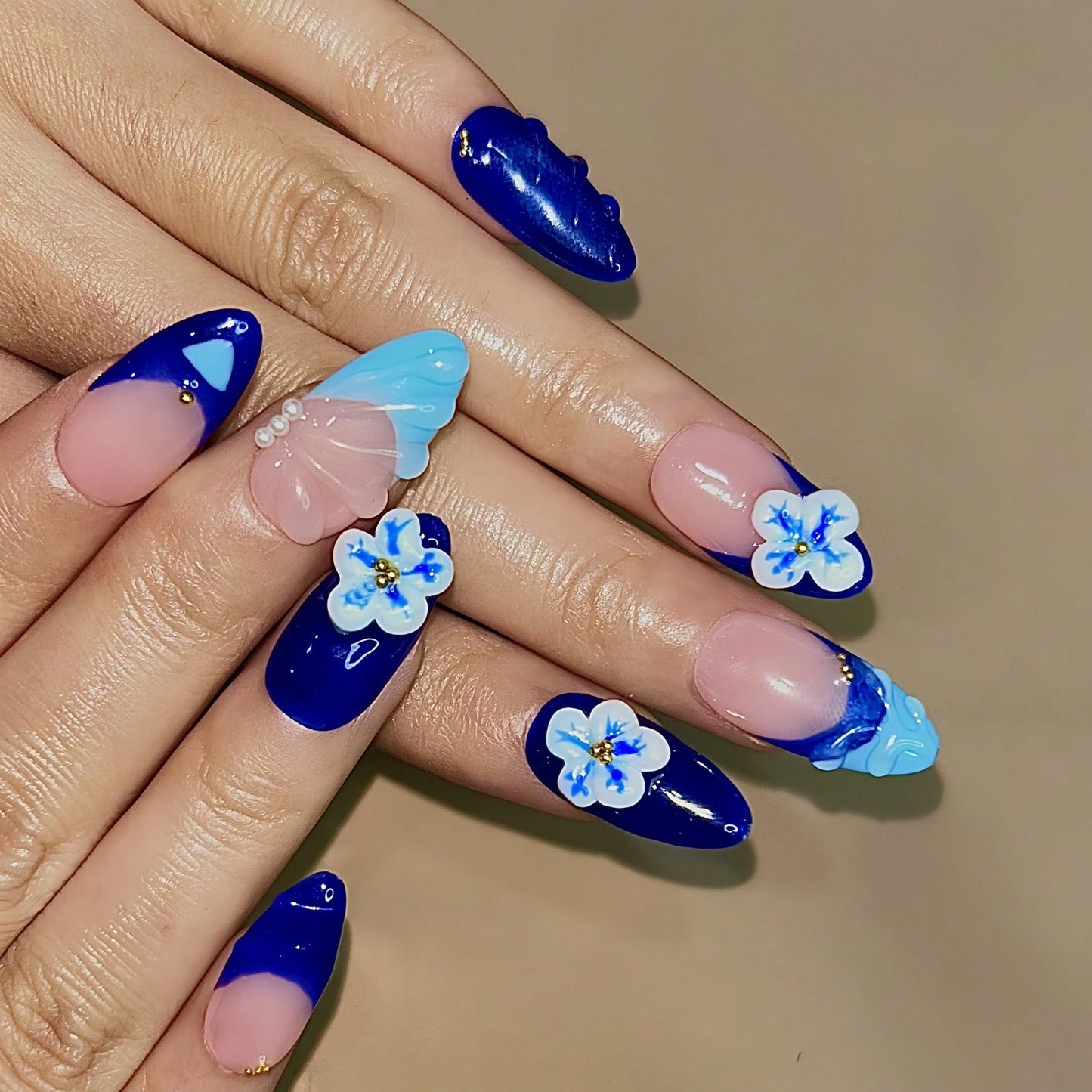 10pcs/Set Handmade Acrylic Press On Nails Mid-Length Almond Nails,French Nails, Blue Nails, Three-Dimensional Hand-Dripped Resin Flowers, Three-Dimensional Stripes, Three-Dimensional Carving Nails, Gradient Nails.Nail Supplies ,Fake Nails,Detachable Fake