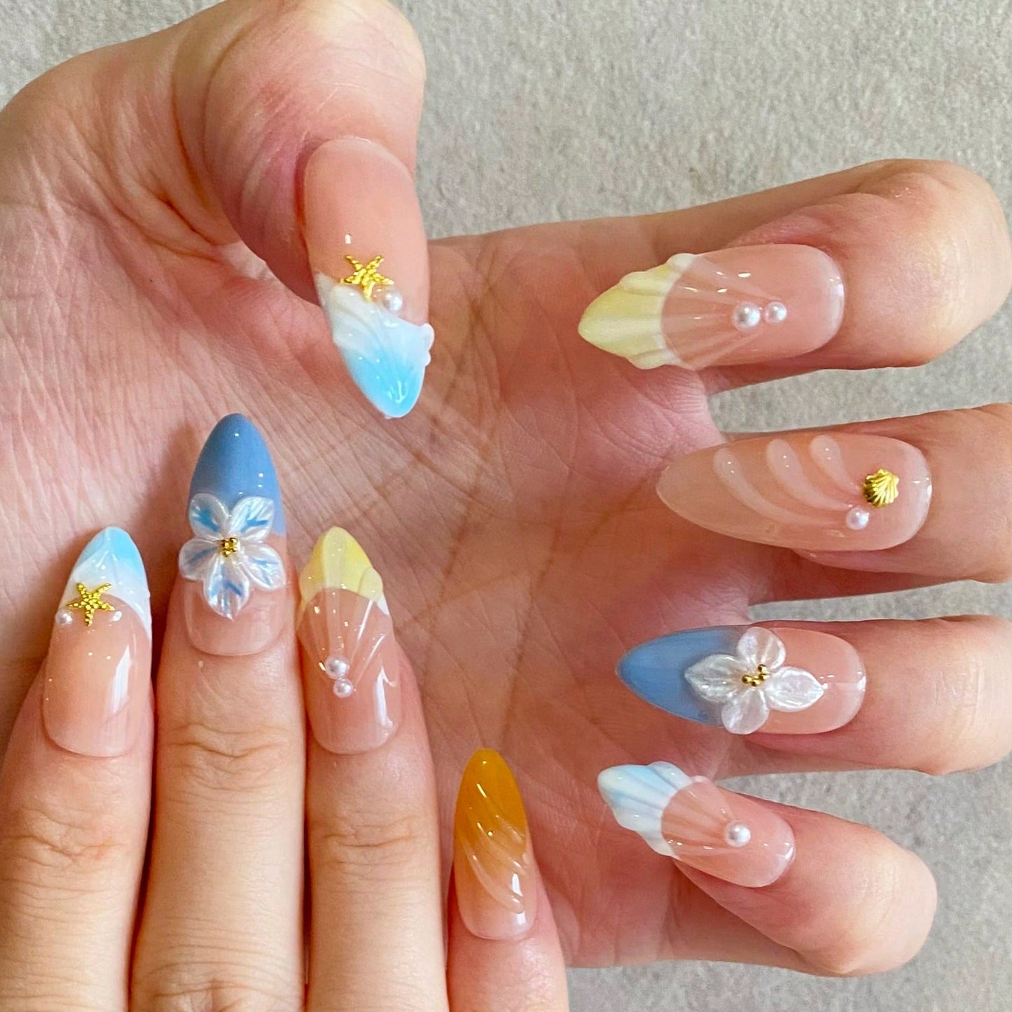 Handmade 3D Flower And Water Ripple Carving Elements French Tip Gradient Style Nail Art Design Manual Nails With Pearl, French Tip, And Gold Bead Decorations 100% Handmade Press On Nails Almond 10 Pcs Fake Nail Tips Reusable For Holiday And Daily Life Fas